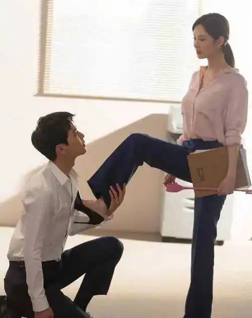 西檬之家女王是什么?字母圈新人的D/S指南 一
